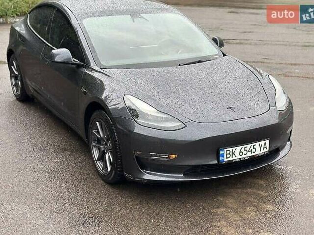 Сірий Тесла Модель 3, об'ємом двигуна 0 л та пробігом 117 тис. км за 18000 $, фото 8 на Automoto.ua