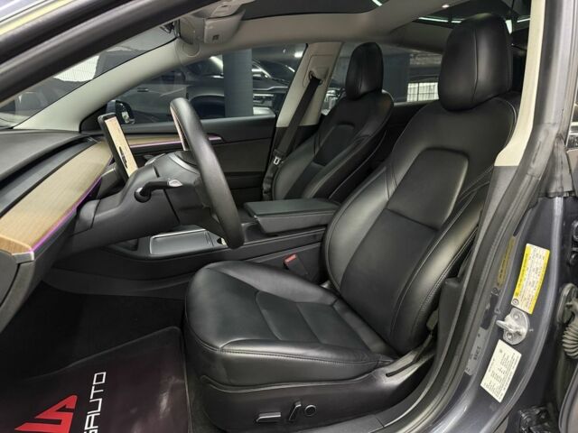 Серый Тесла Модель 3, объемом двигателя 0 л и пробегом 54 тыс. км за 24900 $, фото 16 на Automoto.ua