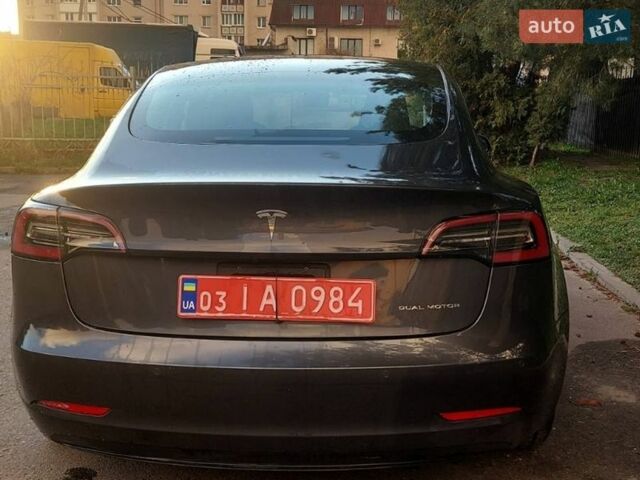 Серый Тесла Модель 3, объемом двигателя 0 л и пробегом 59 тыс. км за 19800 $, фото 3 на Automoto.ua