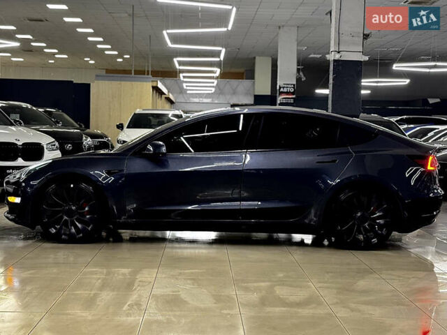 Серый Тесла Модель 3, объемом двигателя 0 л и пробегом 86 тыс. км за 23999 $, фото 7 на Automoto.ua