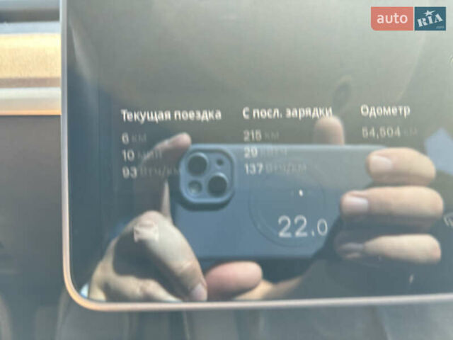 Серый Тесла Модель 3, объемом двигателя 0 л и пробегом 54 тыс. км за 20000 $, фото 6 на Automoto.ua