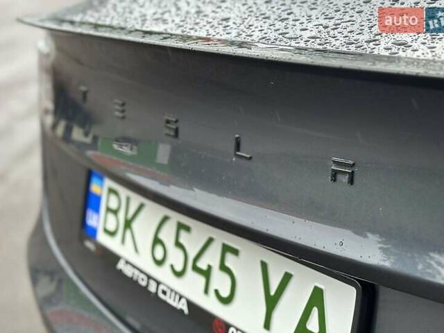 Сірий Тесла Модель 3, об'ємом двигуна 0 л та пробігом 117 тис. км за 18000 $, фото 10 на Automoto.ua