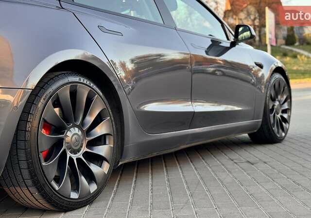 Сірий Тесла Модель 3, об'ємом двигуна 0 л та пробігом 42 тис. км за 20600 $, фото 8 на Automoto.ua