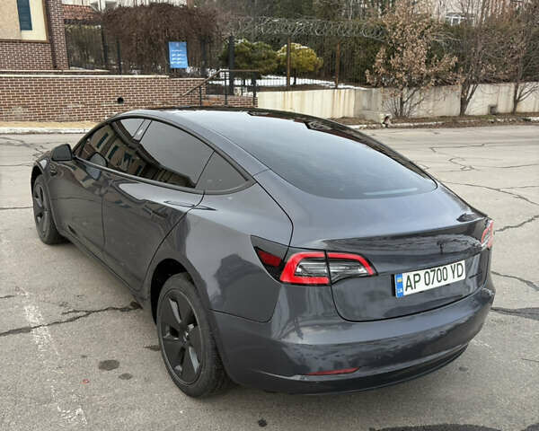 Серый Тесла Модель 3, объемом двигателя 0 л и пробегом 117 тыс. км за 23999 $, фото 1 на Automoto.ua