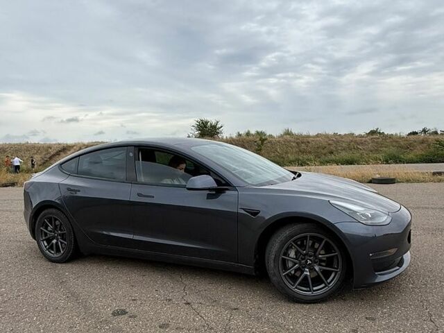 Сірий Тесла Модель 3, об'ємом двигуна 0 л та пробігом 86 тис. км за 24500 $, фото 8 на Automoto.ua