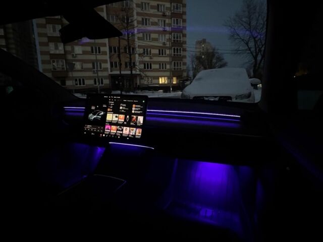Сірий Тесла Модель 3, об'ємом двигуна 0 л та пробігом 59 тис. км за 21499 $, фото 7 на Automoto.ua