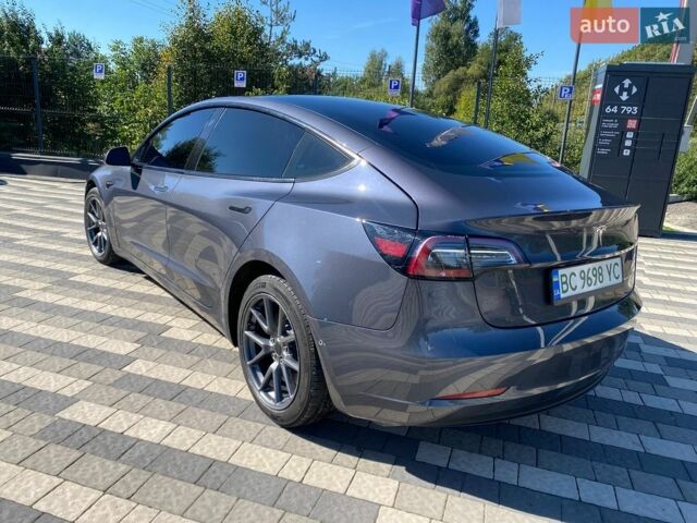 Сірий Тесла Модель 3, об'ємом двигуна 0 л та пробігом 270 тис. км за 19500 $, фото 4 на Automoto.ua