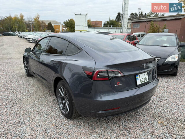 Серый Тесла Модель 3, объемом двигателя 0 л и пробегом 75 тыс. км за 20700 $, фото 7 на Automoto.ua