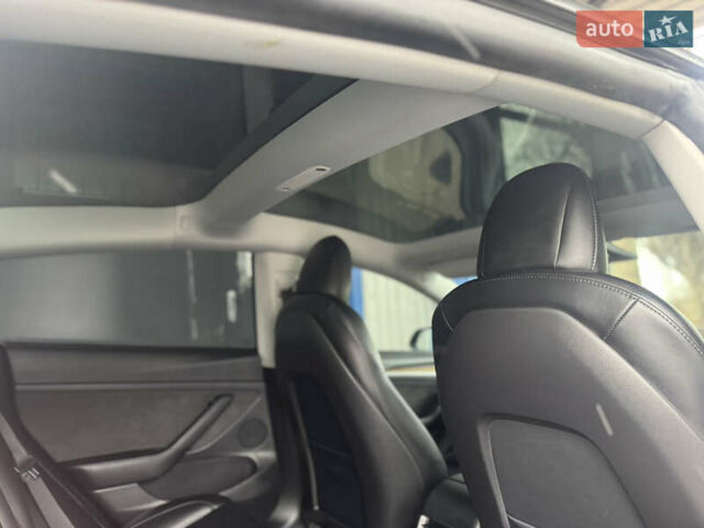 Серый Тесла Модель 3, объемом двигателя 0 л и пробегом 71 тыс. км за 20500 $, фото 12 на Automoto.ua