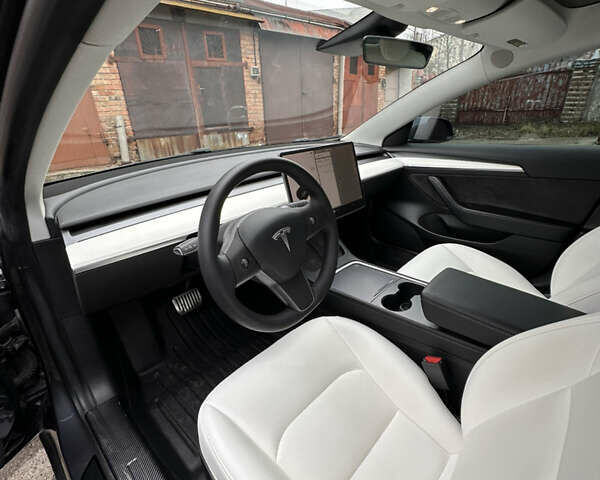 Серый Тесла Модель 3, объемом двигателя 0 л и пробегом 36 тыс. км за 25400 $, фото 8 на Automoto.ua