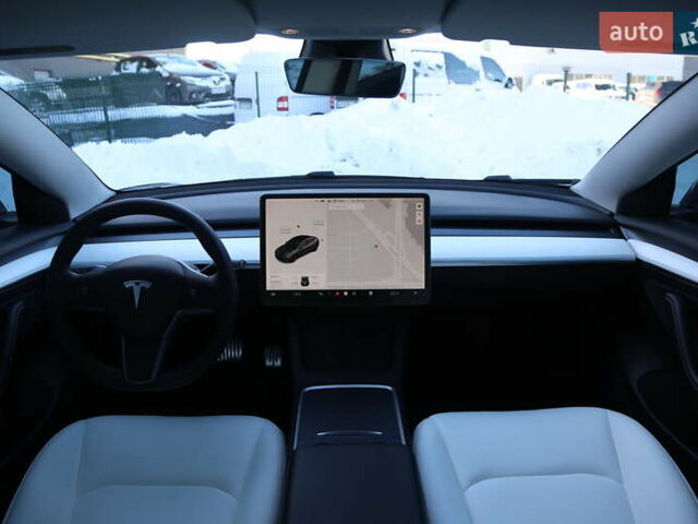Серый Тесла Модель 3, объемом двигателя 0 л и пробегом 37 тыс. км за 24500 $, фото 16 на Automoto.ua
