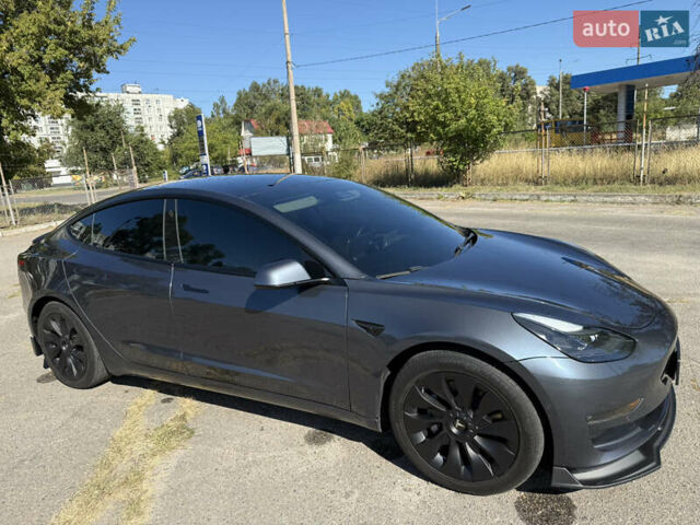 Серый Тесла Модель 3, объемом двигателя 0 л и пробегом 120 тыс. км за 16900 $, фото 3 на Automoto.ua