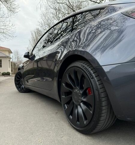 Сірий Тесла Модель 3, об'ємом двигуна 0 л та пробігом 56 тис. км за 23000 $, фото 9 на Automoto.ua