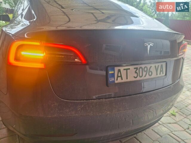 Сірий Тесла Модель 3, об'ємом двигуна 0 л та пробігом 56 тис. км за 14200 $, фото 4 на Automoto.ua