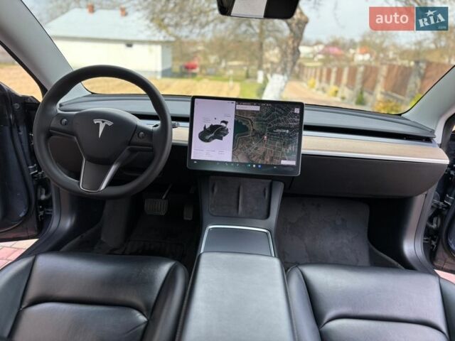 Серый Тесла Модель 3, объемом двигателя 0 л и пробегом 85 тыс. км за 17000 $, фото 13 на Automoto.ua