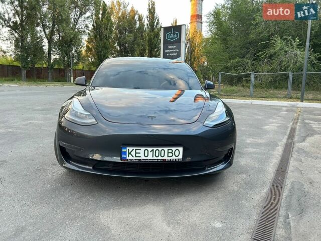 Серый Тесла Модель 3, объемом двигателя 0 л и пробегом 89 тыс. км за 22200 $, фото 3 на Automoto.ua