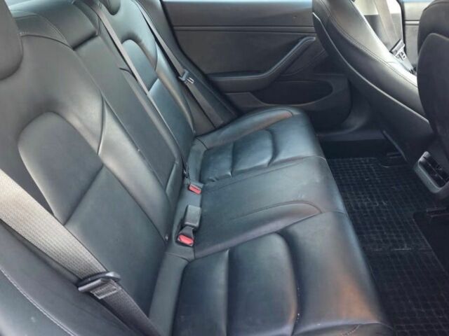 Серый Тесла Модель 3, объемом двигателя 0 л и пробегом 78 тыс. км за 13200 $, фото 6 на Automoto.ua