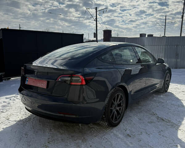 Серый Тесла Модель 3, объемом двигателя 0 л и пробегом 113 тыс. км за 13500 $, фото 8 на Automoto.ua