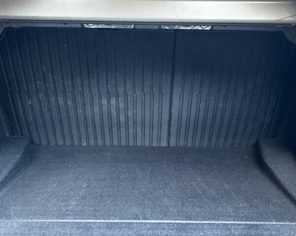 Серый Тесла Модель 3, объемом двигателя 0 л и пробегом 64 тыс. км за 23000 $, фото 31 на Automoto.ua