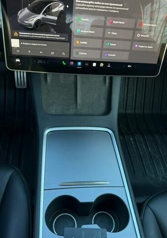 Серый Тесла Модель 3, объемом двигателя 0 л и пробегом 57 тыс. км за 20000 $, фото 12 на Automoto.ua