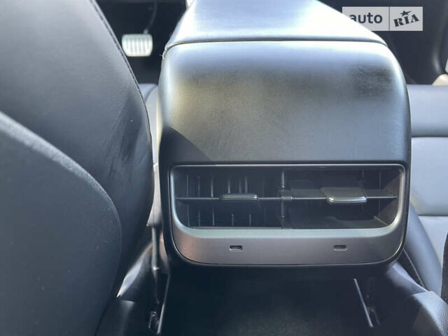 Серый Тесла Модель 3, объемом двигателя 0 л и пробегом 9 тыс. км за 24500 $, фото 29 на Automoto.ua