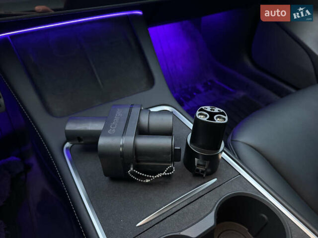 Серый Тесла Модель 3, объемом двигателя 0 л и пробегом 59 тыс. км за 23500 $, фото 29 на Automoto.ua