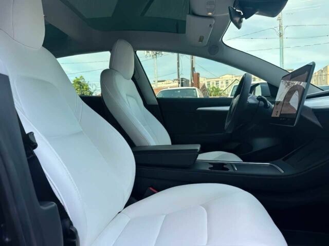 Сірий Тесла Модель 3, об'ємом двигуна 0 л та пробігом 37 тис. км за 12500 $, фото 9 на Automoto.ua