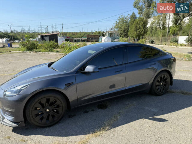 Серый Тесла Модель 3, объемом двигателя 0 л и пробегом 120 тыс. км за 16900 $, фото 7 на Automoto.ua