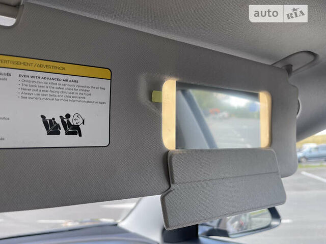 Сірий Тесла Модель 3, об'ємом двигуна 0 л та пробігом 26 тис. км за 23000 $, фото 45 на Automoto.ua