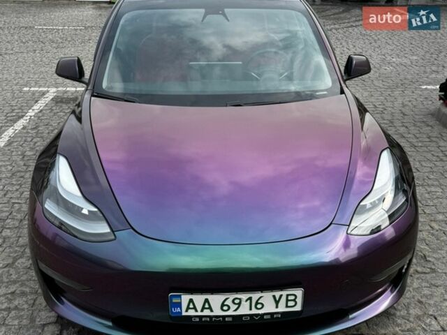 Серый Тесла Модель 3, объемом двигателя 0 л и пробегом 150 тыс. км за 18500 $, фото 1 на Automoto.ua