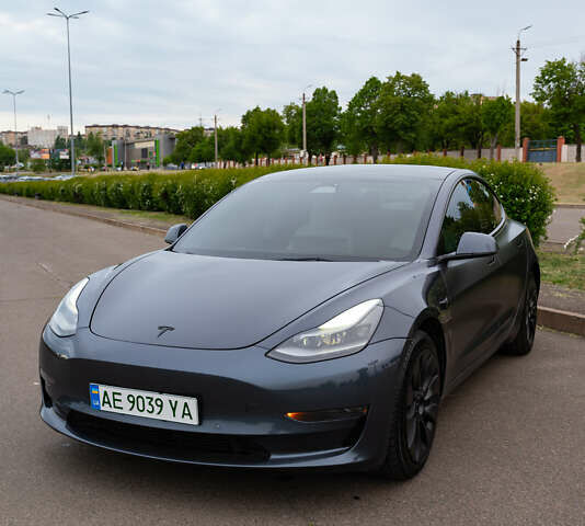 Сірий Тесла Модель 3, об'ємом двигуна 0 л та пробігом 60 тис. км за 22500 $, фото 2 на Automoto.ua