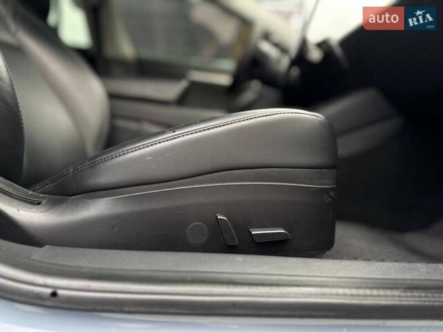 Серый Тесла Модель 3, объемом двигателя 0 л и пробегом 68 тыс. км за 19500 $, фото 29 на Automoto.ua