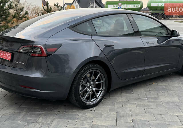 Сірий Тесла Модель 3, об'ємом двигуна 0 л та пробігом 79 тис. км за 19400 $, фото 9 на Automoto.ua
