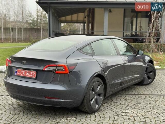 Серый Тесла Модель 3, объемом двигателя 0 л и пробегом 46 тыс. км за 20000 $, фото 48 на Automoto.ua
