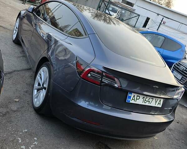 Серый Тесла Модель 3, объемом двигателя 0 л и пробегом 86 тыс. км за 18900 $, фото 10 на Automoto.ua