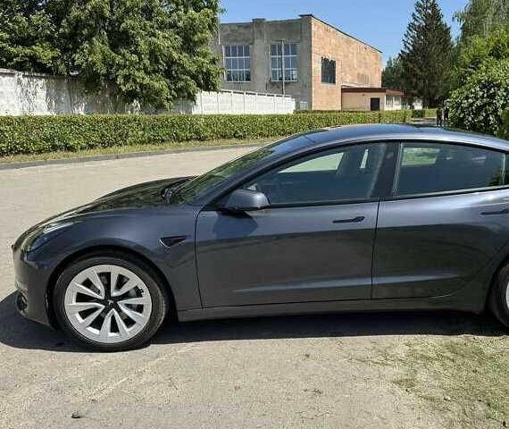 Сірий Тесла Модель 3, об'ємом двигуна 0 л та пробігом 30 тис. км за 15000 $, фото 3 на Automoto.ua