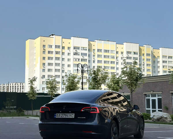 Сірий Тесла Модель 3, об'ємом двигуна 0 л та пробігом 47 тис. км за 23300 $, фото 5 на Automoto.ua