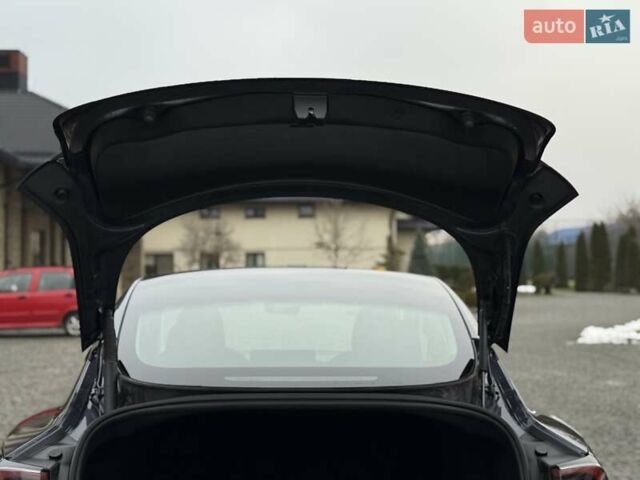 Серый Тесла Модель 3, объемом двигателя 0 л и пробегом 46 тыс. км за 20000 $, фото 61 на Automoto.ua