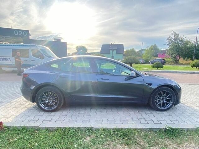 Сірий Тесла Модель 3, об'ємом двигуна 0 л та пробігом 60 тис. км за 17500 $, фото 6 на Automoto.ua