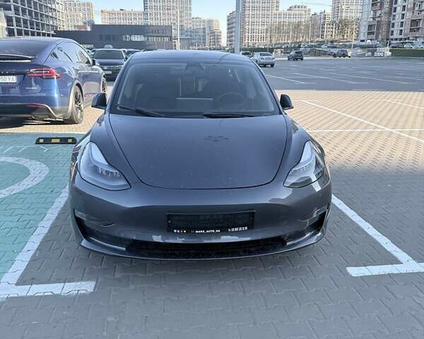 Серый Тесла Модель 3, объемом двигателя 0 л и пробегом 34 тыс. км за 19500 $, фото 1 на Automoto.ua