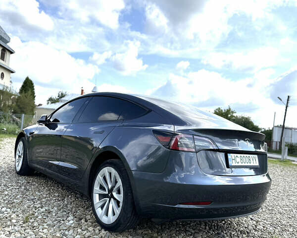 Сірий Тесла Модель 3, об'ємом двигуна 0 л та пробігом 69 тис. км за 20500 $, фото 7 на Automoto.ua