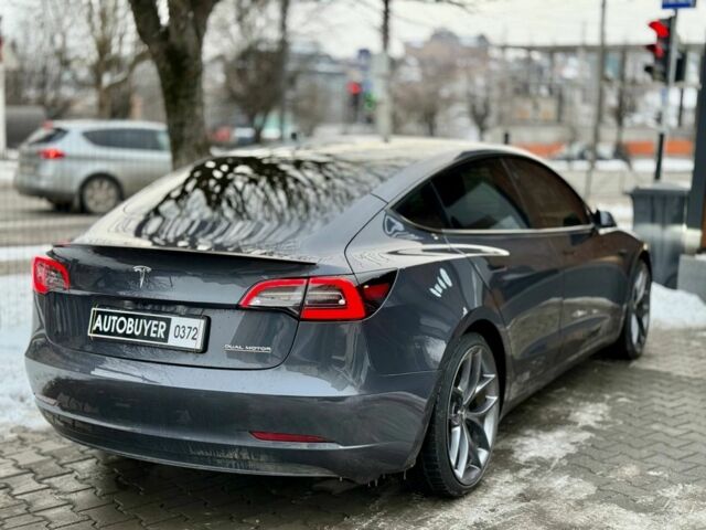 Сірий Тесла Модель 3, об'ємом двигуна 0 л та пробігом 83 тис. км за 22499 $, фото 4 на Automoto.ua
