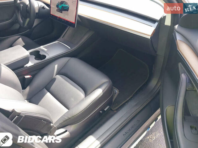Сірий Тесла Модель 3, об'ємом двигуна 0 л та пробігом 52 тис. км за 22099 $, фото 7 на Automoto.ua