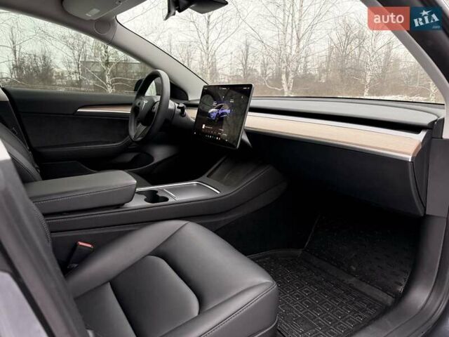 Сірий Тесла Модель 3, об'ємом двигуна 0 л та пробігом 20 тис. км за 20500 $, фото 38 на Automoto.ua