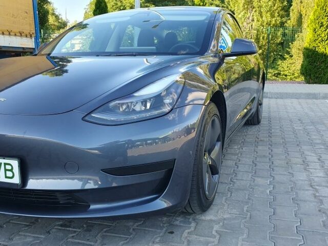 Тесла Модель 3 2022 у Кременчуге на Automoto.ua Сірий Тесла Модель 3, об'ємом двигуна 0 л та пробігом 54 тис. км за 18999 $, фото 4 на Automoto.ua
