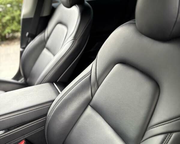 Серый Тесла Модель 3, объемом двигателя 0 л и пробегом 31 тыс. км за 21500 $, фото 12 на Automoto.ua