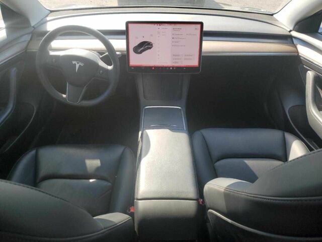 Серый Тесла Модель 3, объемом двигателя 0 л и пробегом 41 тыс. км за 7000 $, фото 7 на Automoto.ua