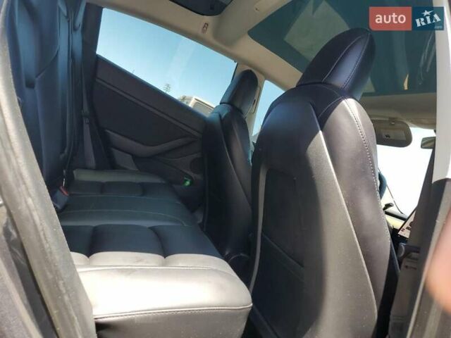 Сірий Тесла Модель 3, об'ємом двигуна 0 л та пробігом 112 тис. км за 8100 $, фото 9 на Automoto.ua