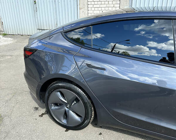 Тесла Модель 3 2022 в Киеве на Automoto.ua Серый Тесла Модель 3, объемом двигателя 0 л и пробегом 21 тыс. км за 23999 $, фото 13 на Automoto.ua
