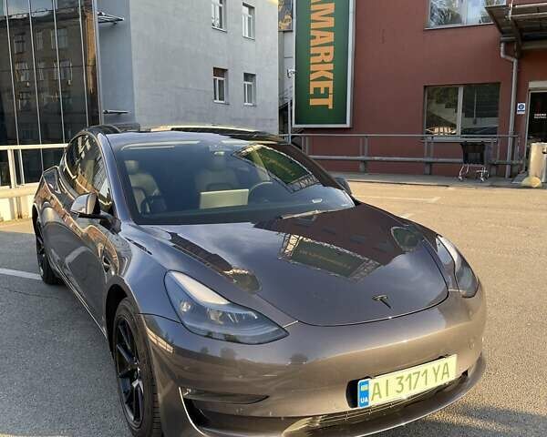 Серый Тесла Модель 3, объемом двигателя 0 л и пробегом 49 тыс. км за 24500 $, фото 14 на Automoto.ua